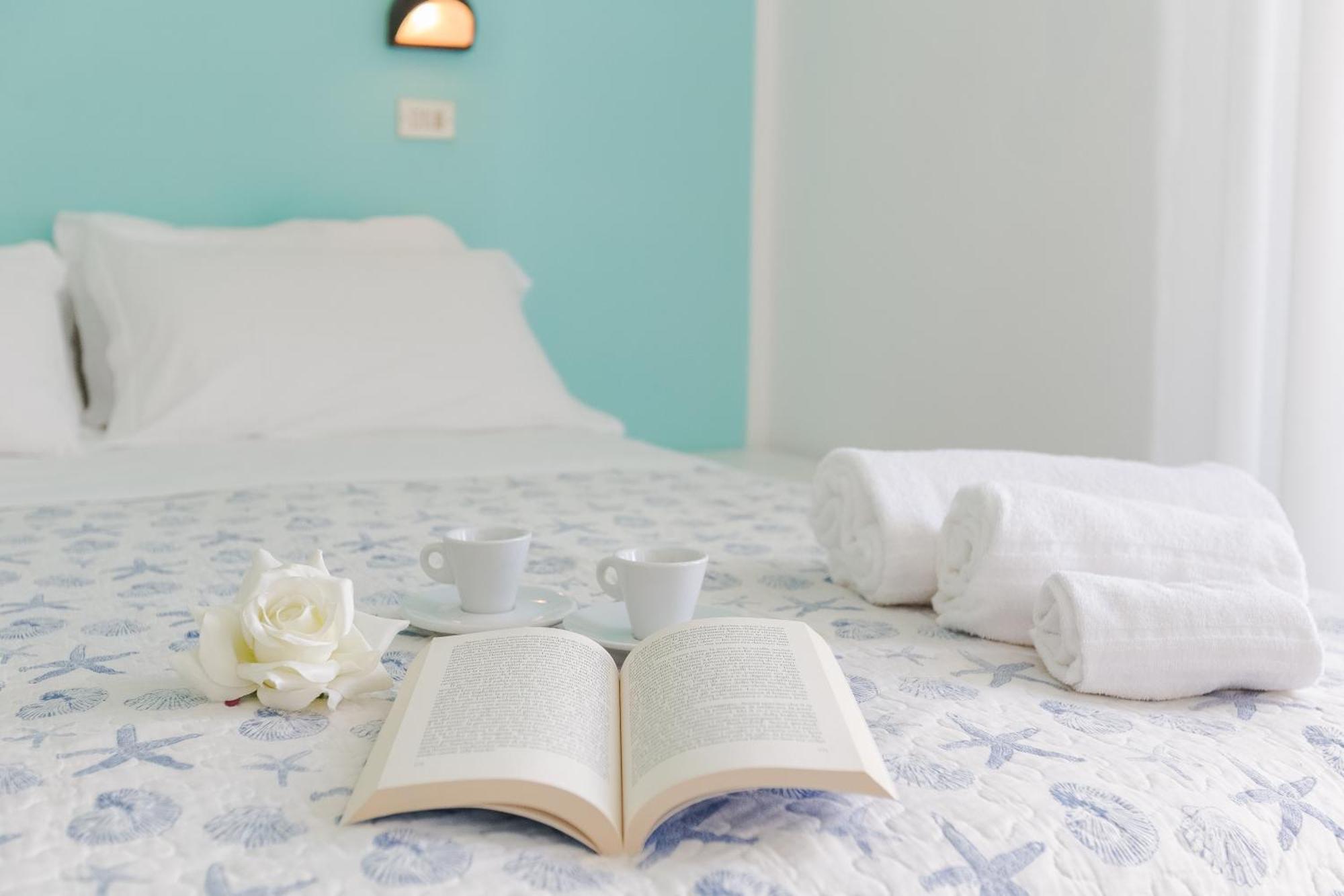 Hotel Sanremo Римини Екстериор снимка